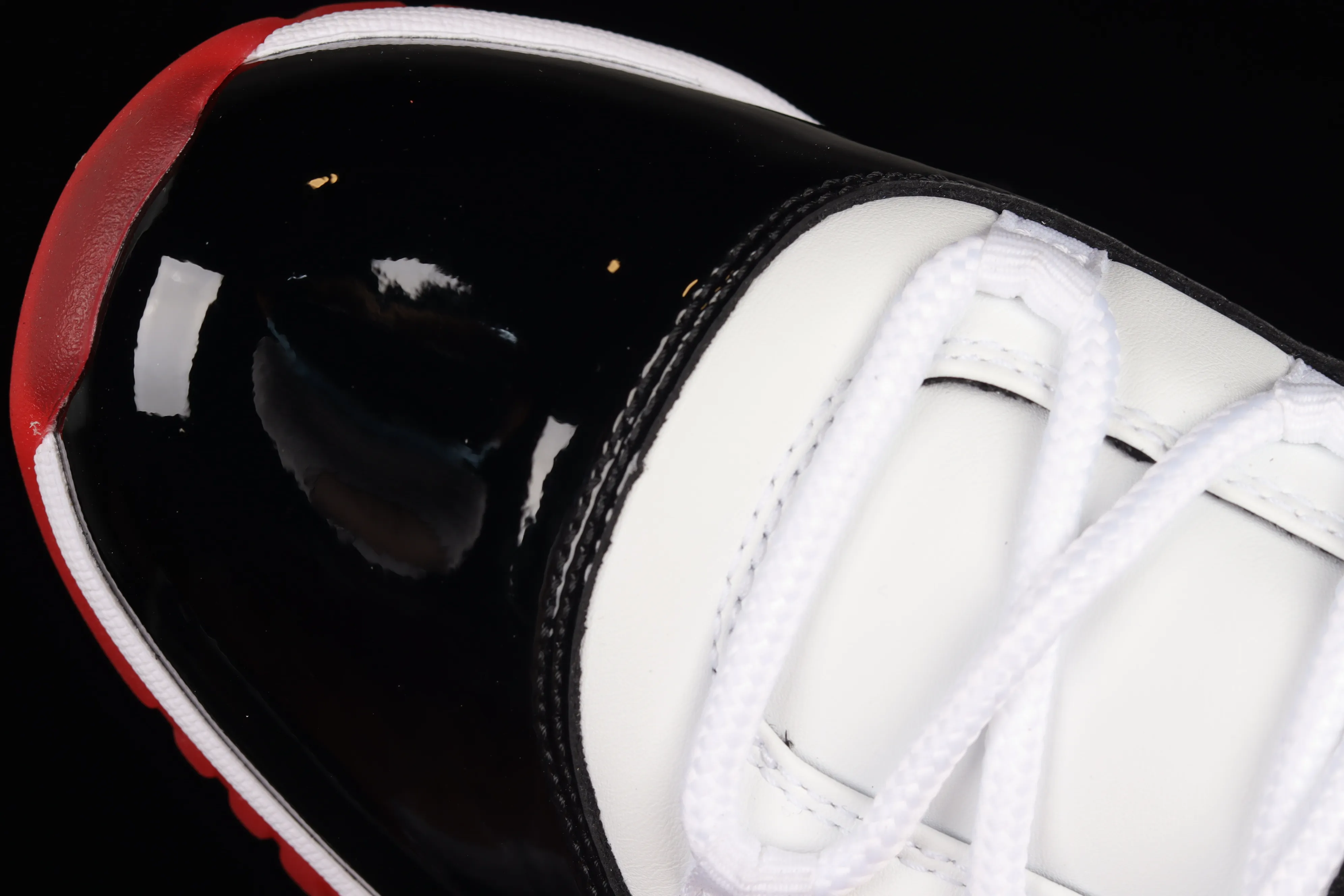 All categories Air Jordan Jordan series basketball shoes Air Jordan 11 F version Air Jordan 11 Retro Low AJ11 Joe 11 low-top patent leather black and red top layer genuine carbon AV2187-160